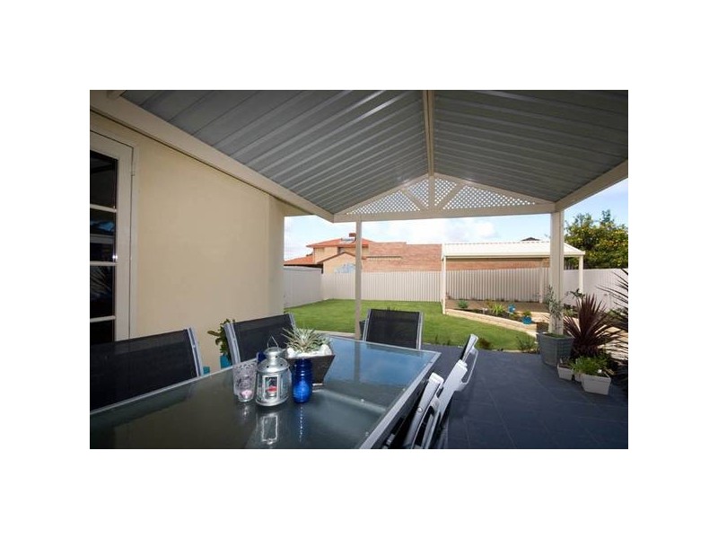 6 Hopkins Way, Spearwood WA 6163