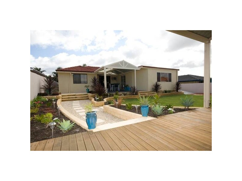 6 Hopkins Way, Spearwood WA 6163