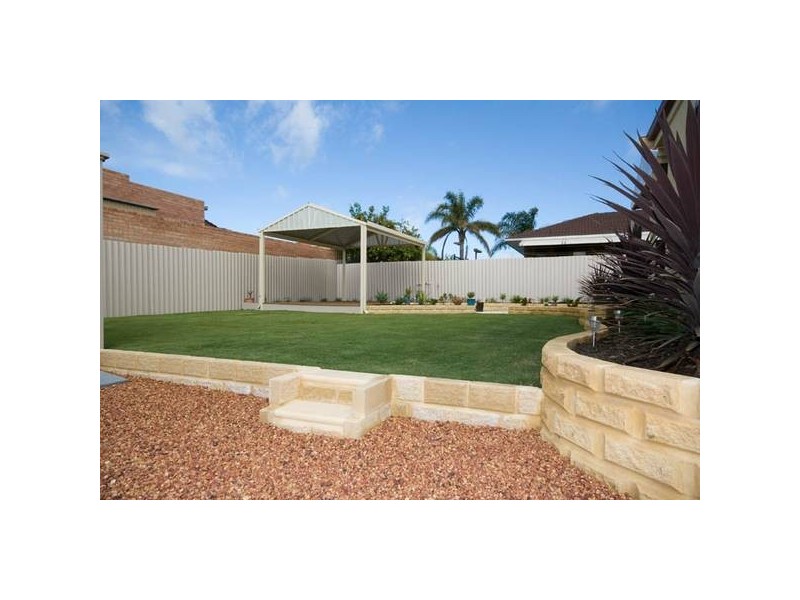 6 Hopkins Way, Spearwood WA 6163