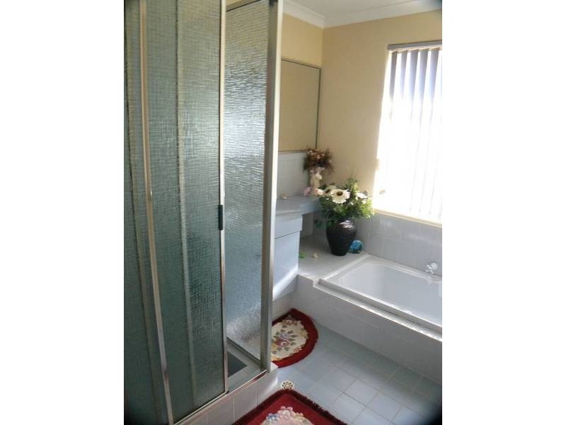 19 Larkspur Cross, Yangebup WA 6164