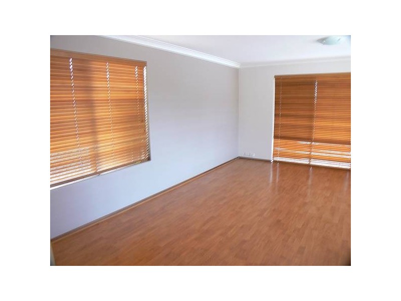 2 Acacia Way, Yangebup WA 6164