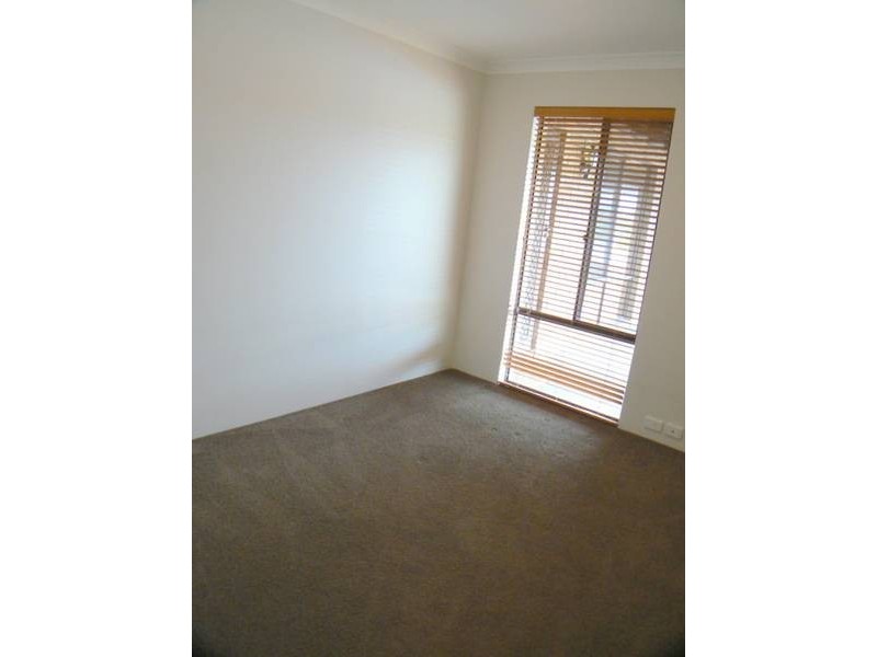 2 Acacia Way, Yangebup WA 6164