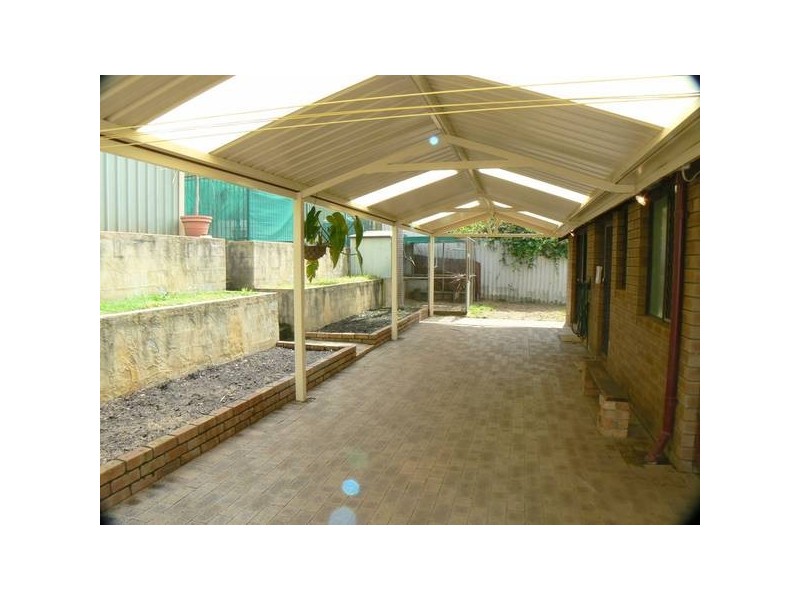 2 Acacia Way, Yangebup WA 6164