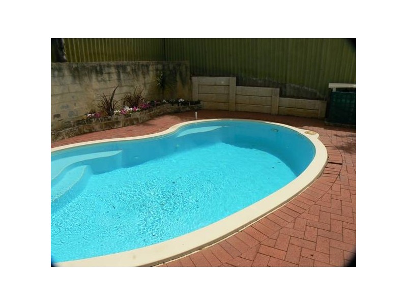 2 Acacia Way, Yangebup WA 6164