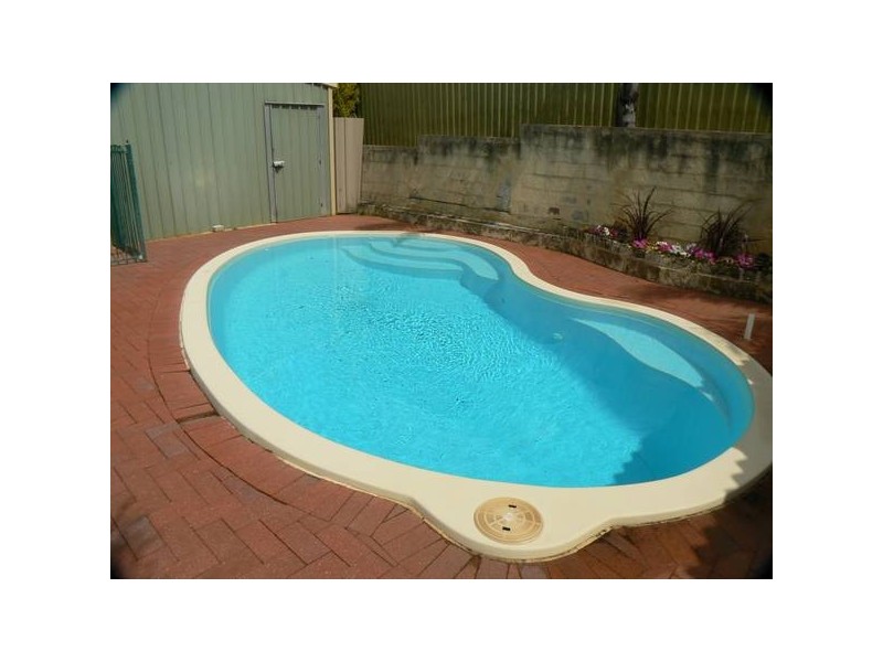 2 Acacia Way, Yangebup WA 6164