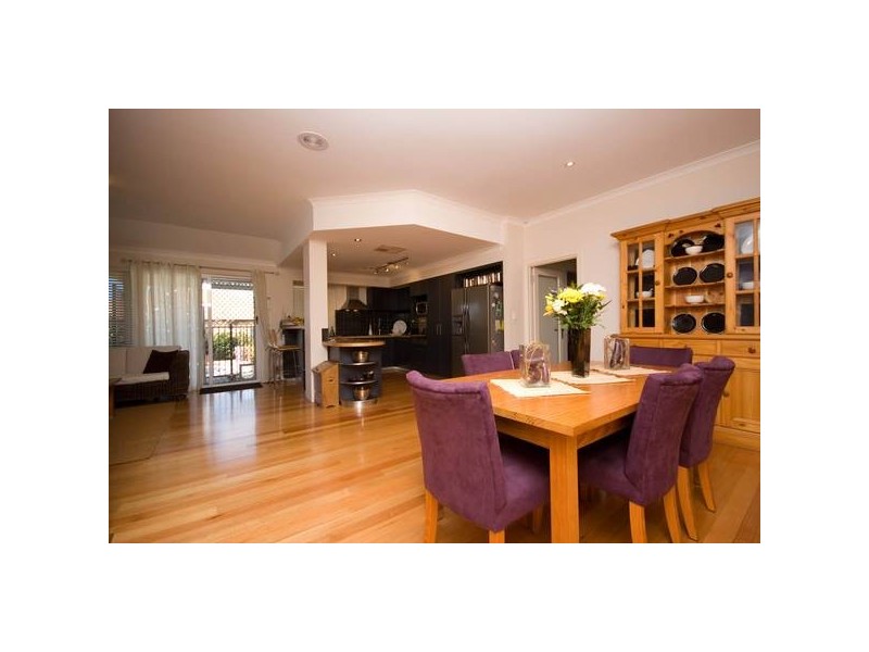 5 Ashendon Blvd, Hammond Park WA 6164