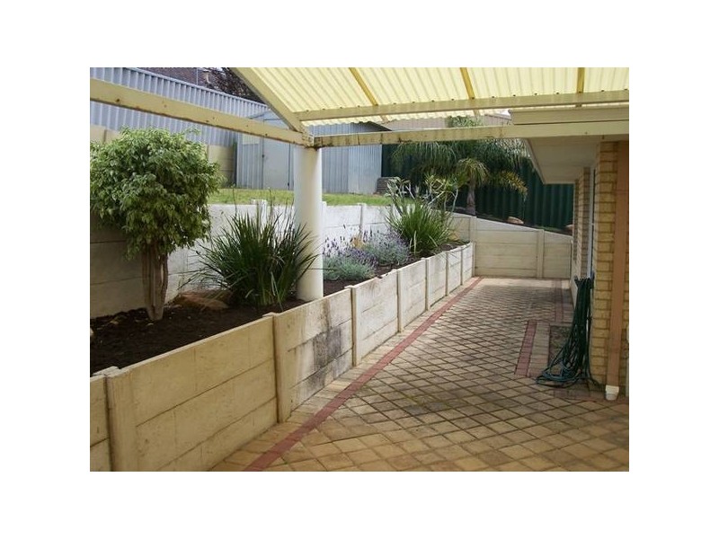 4 Shady Grove, Yangebup WA 6164