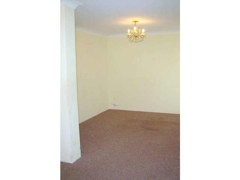 10 Eucumbene Gardens, South Lake WA 6164