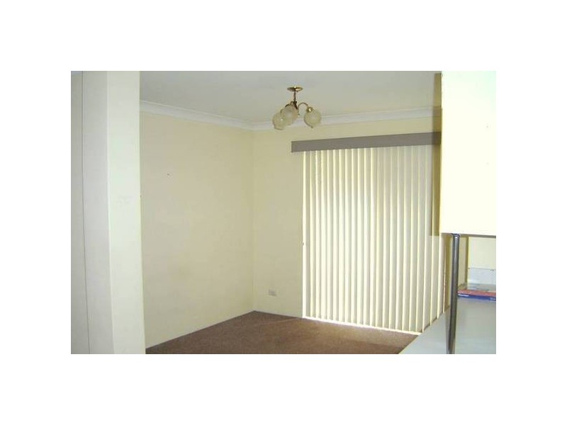 10 Eucumbene Gardens, South Lake WA 6164