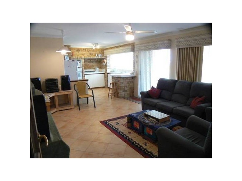 9 Torenia Way, Yangebup WA 6164