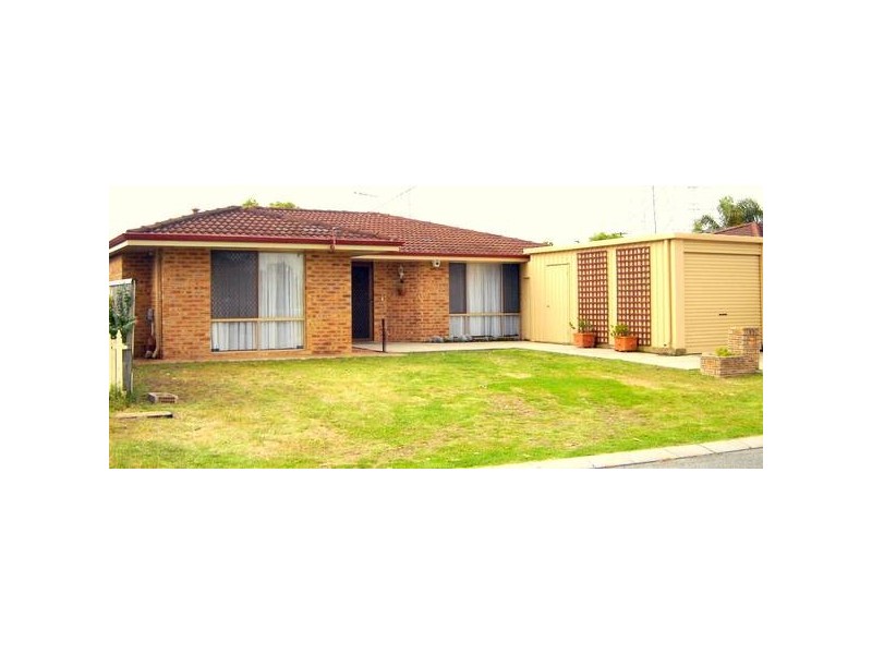 22 Broadwater Gardens, South Lake WA 6164