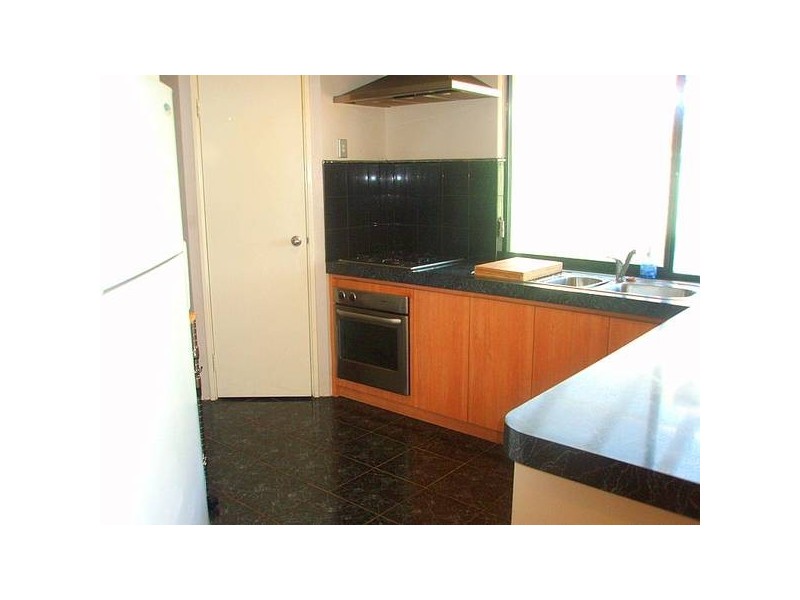 33 Bramley Way, Bibra Lake WA 6163