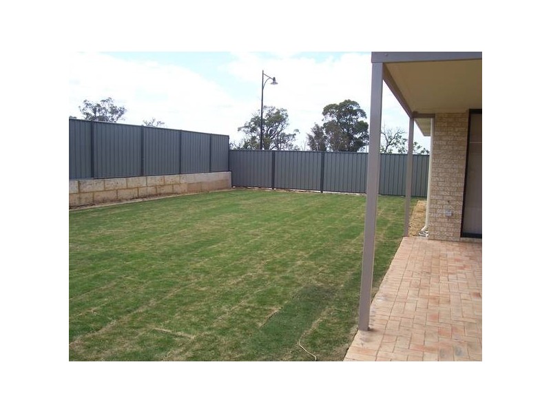 2 Nundle Road, Baldivis WA 6171