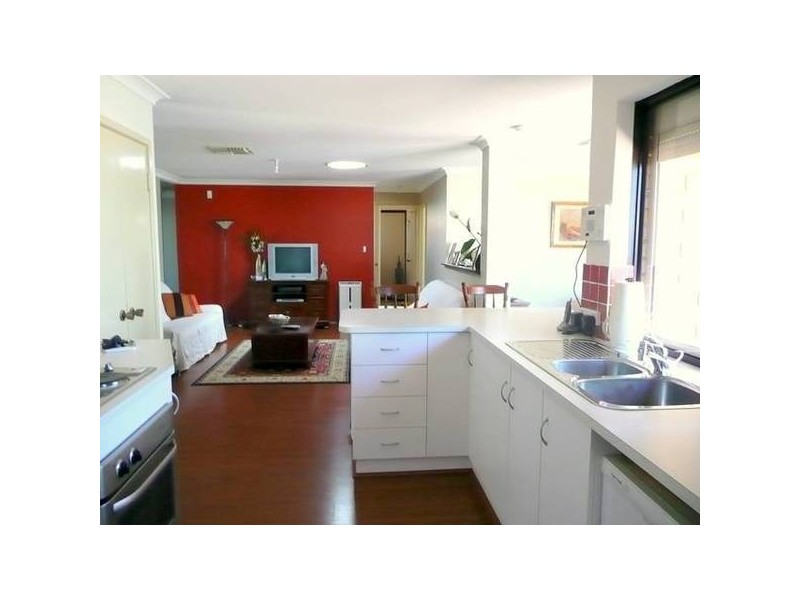 34 Bolderwood Drive, South Lake WA 6164