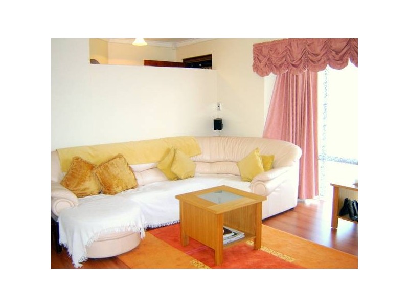 51 South Lake Drive, South Lake WA 6164