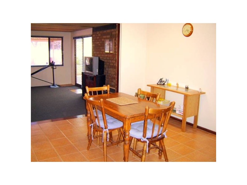 51 South Lake Drive, South Lake WA 6164