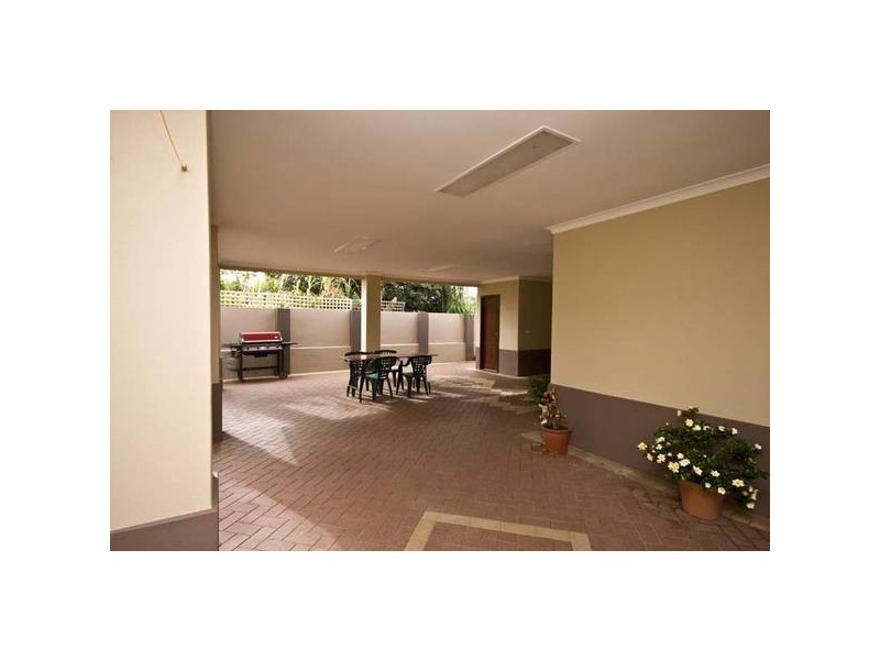 11a Arthur Road, Hamilton Hill WA 6163