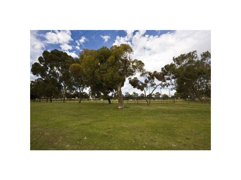 11a Arthur Road, Hamilton Hill WA 6163