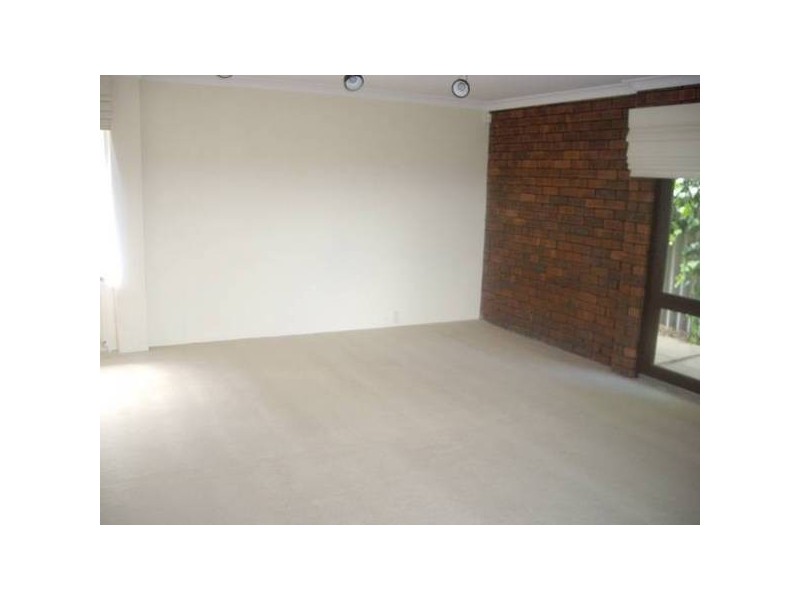 15 Moorhen Drive, Yangebup WA 6164