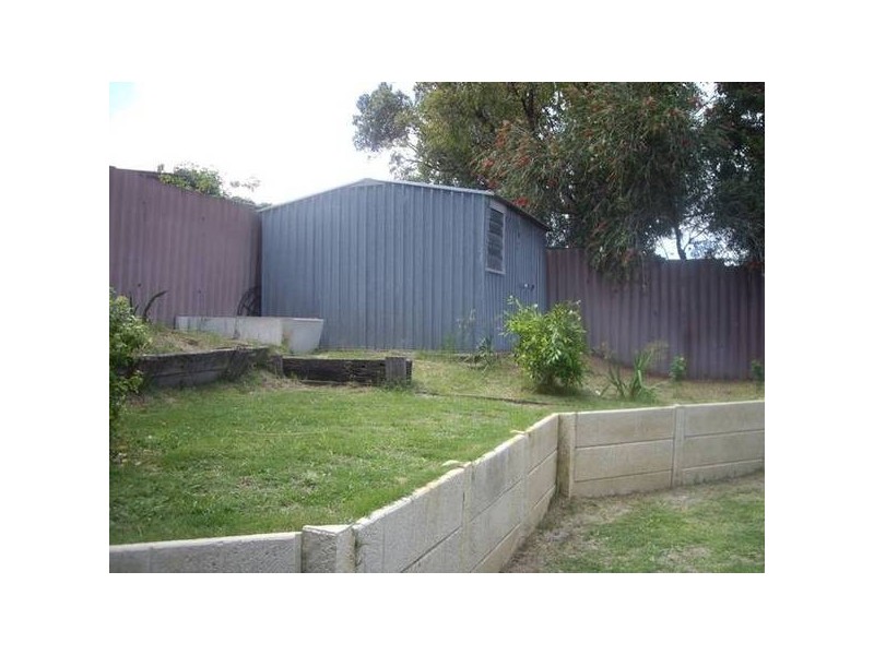 15 Moorhen Drive, Yangebup WA 6164