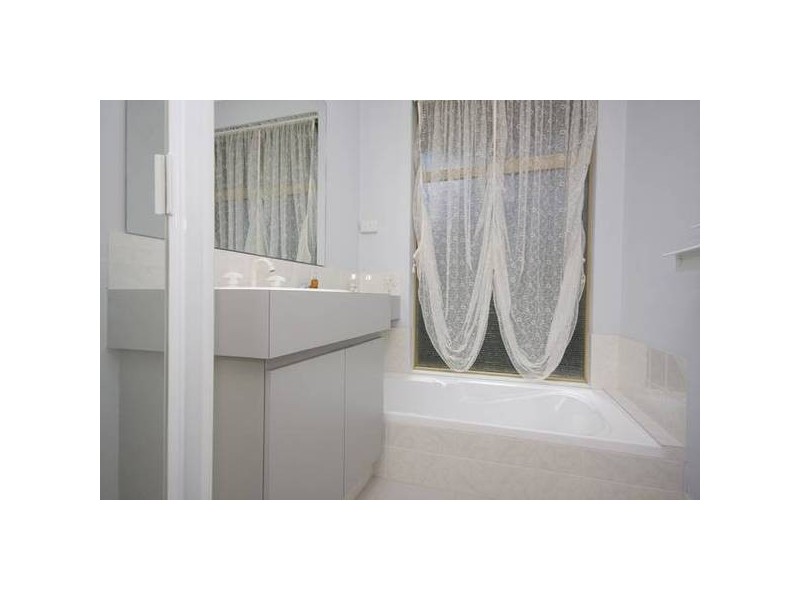 19 Galilee Place, Success WA 6164