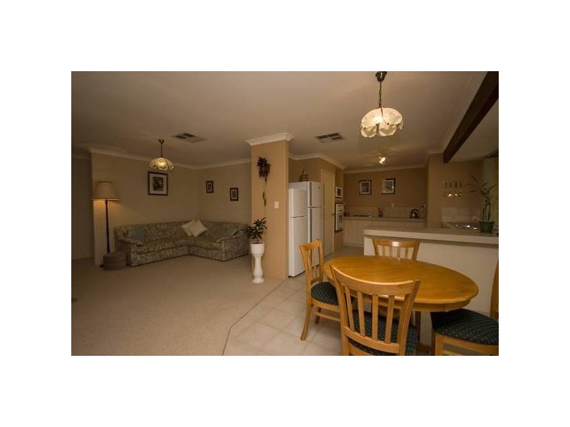 19 Galilee Place, Success WA 6164