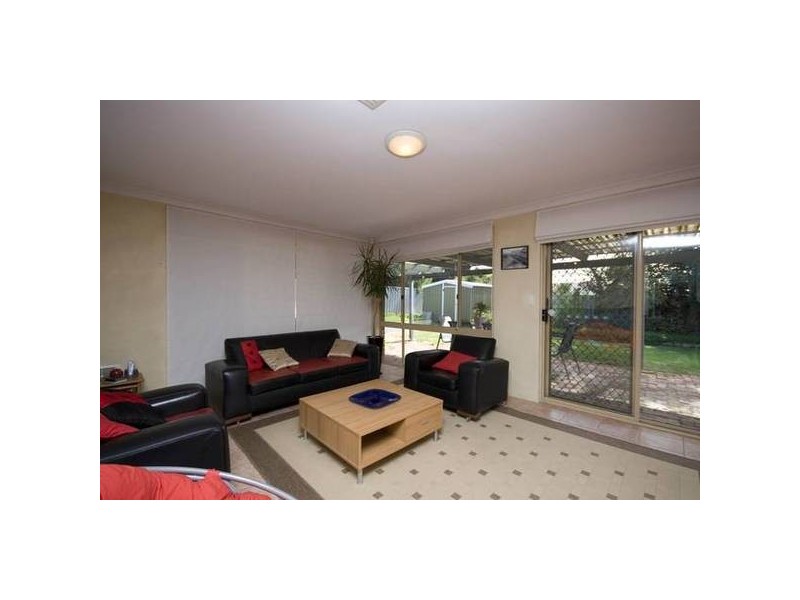 9 Zillner Close, South Lake WA 6164