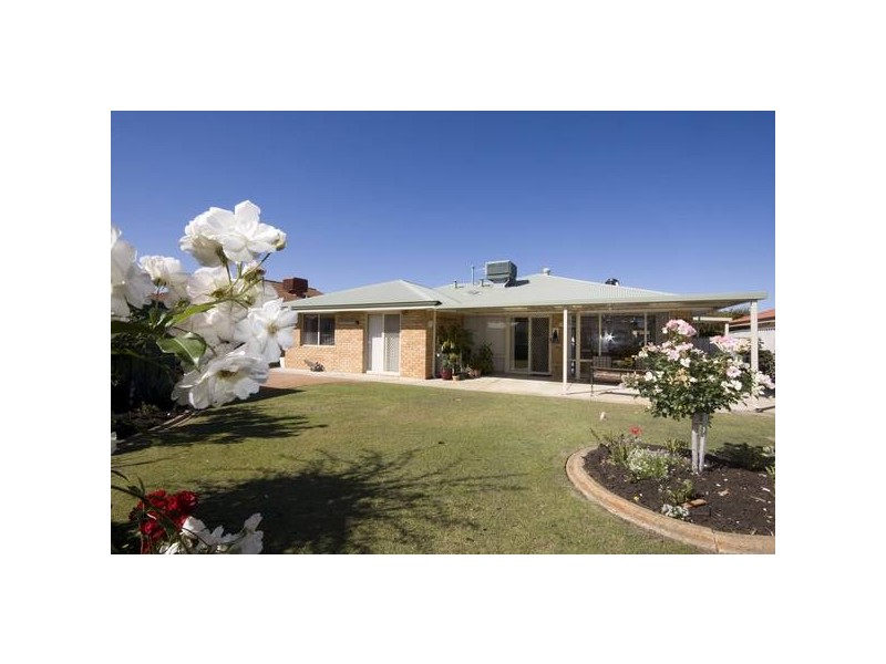 53 Lydiard Retreat, Canning Vale WA 6155