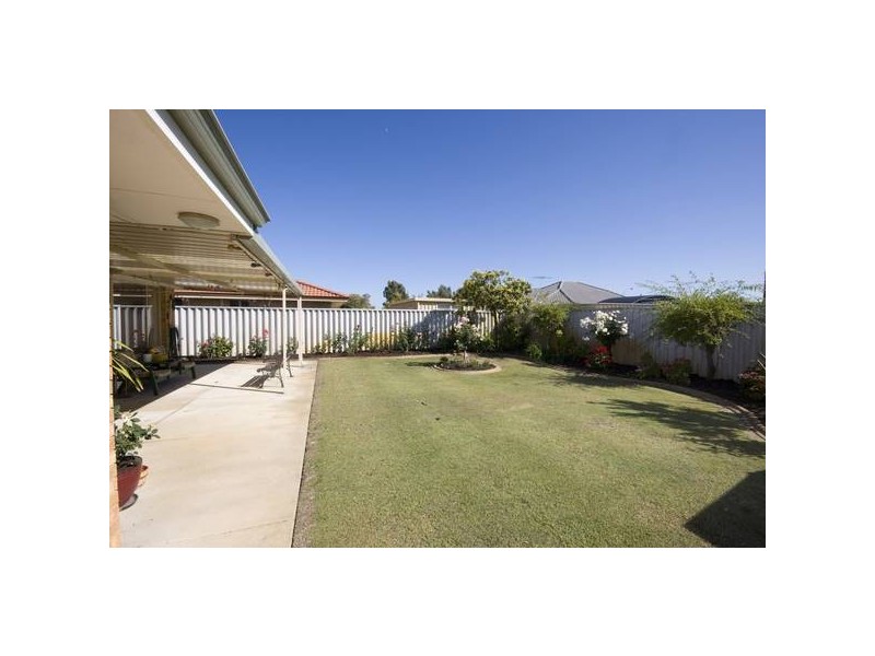 53 Lydiard Retreat, Canning Vale WA 6155