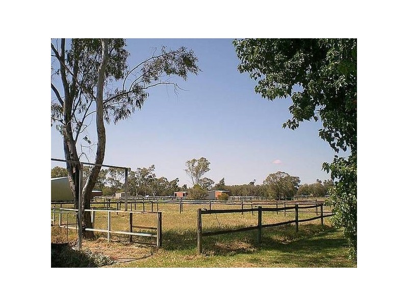 48 Craghill Way, Oakford WA 6121