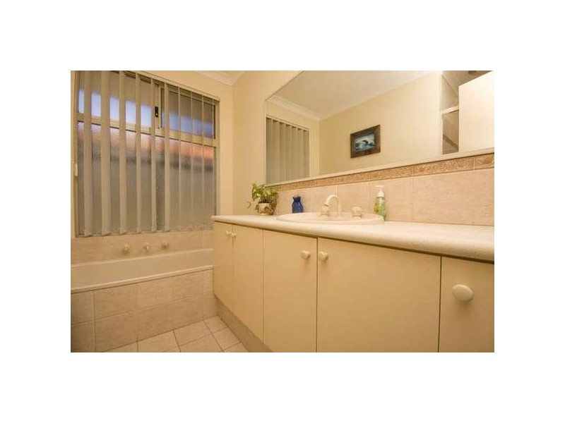 6 Par Court, Jandakot WA 6164