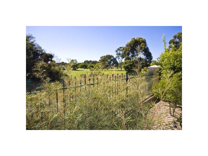 6 Par Court, Jandakot WA 6164