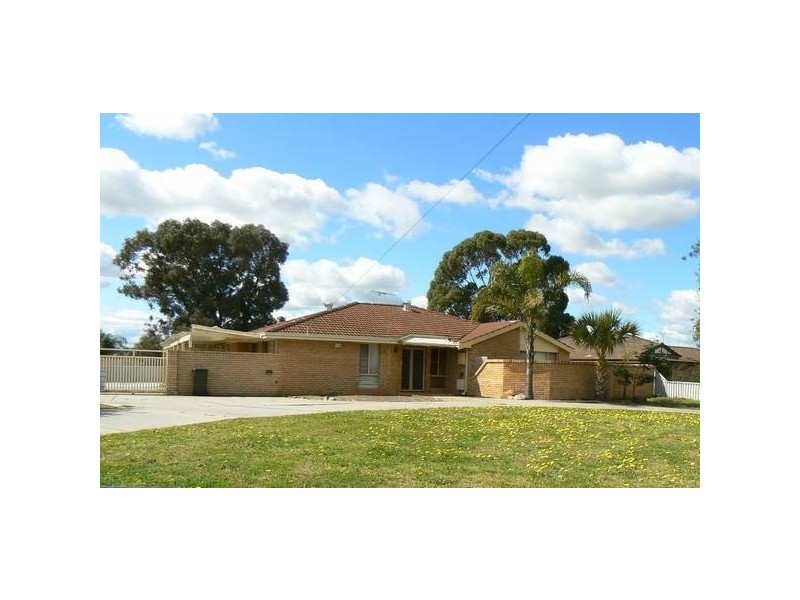 2 Coogan Close, Yangebup WA 6164