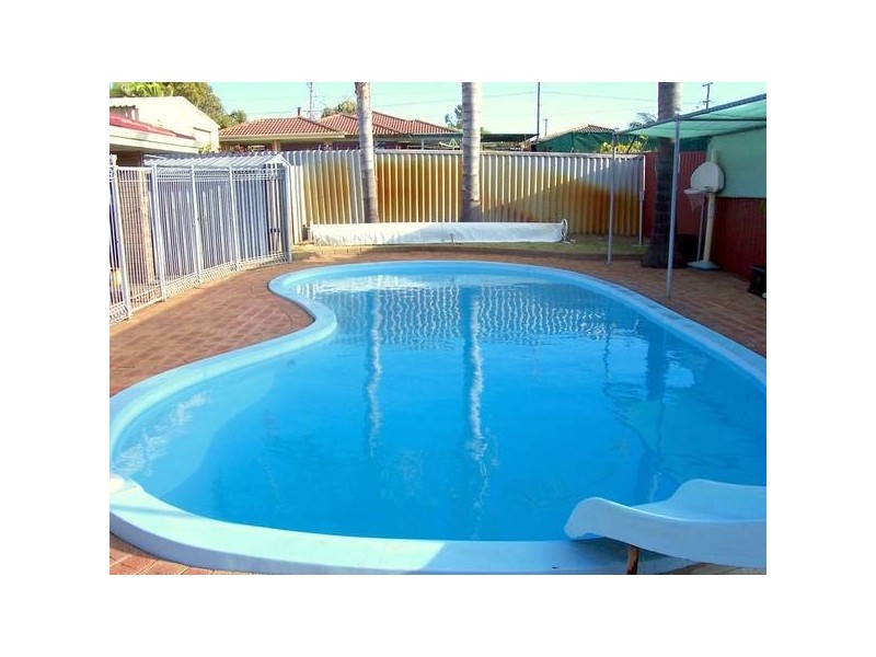 3 Lace Leaf Way, South Lake WA 6164
