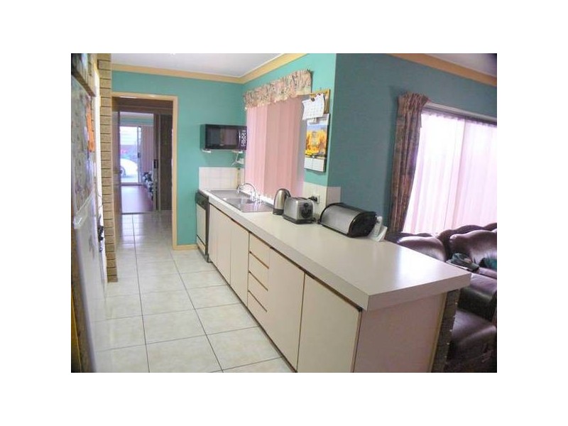 3 Lace Leaf Way, South Lake WA 6164