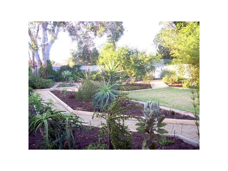 78 Glenbawn Drive, South Lake WA 6164