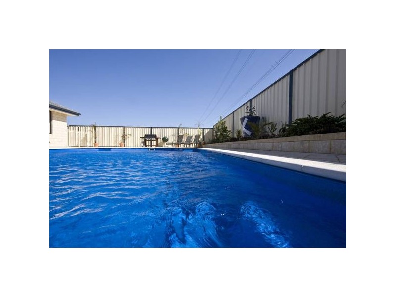 28 Covington Loop, Success WA 6164