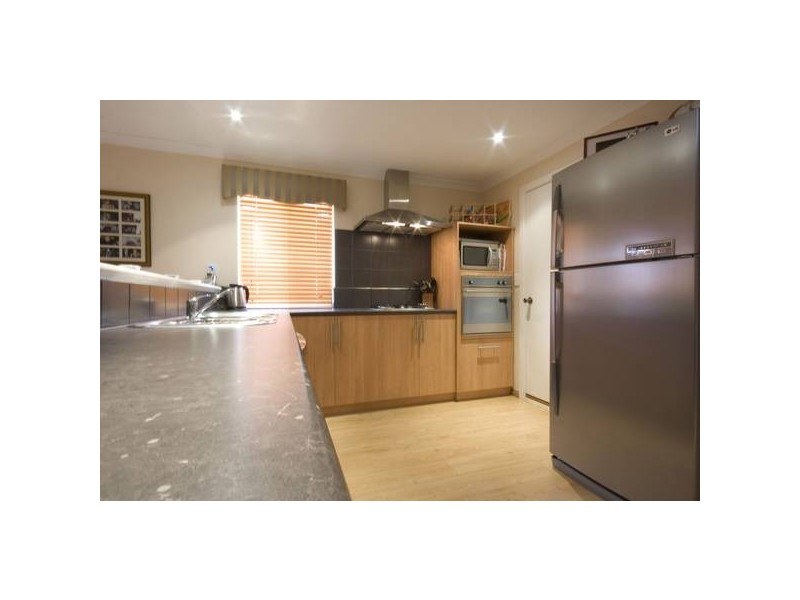 28 Covington Loop, Success WA 6164