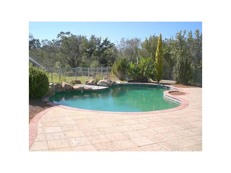 47 Leslie Road, Wandi WA 6167