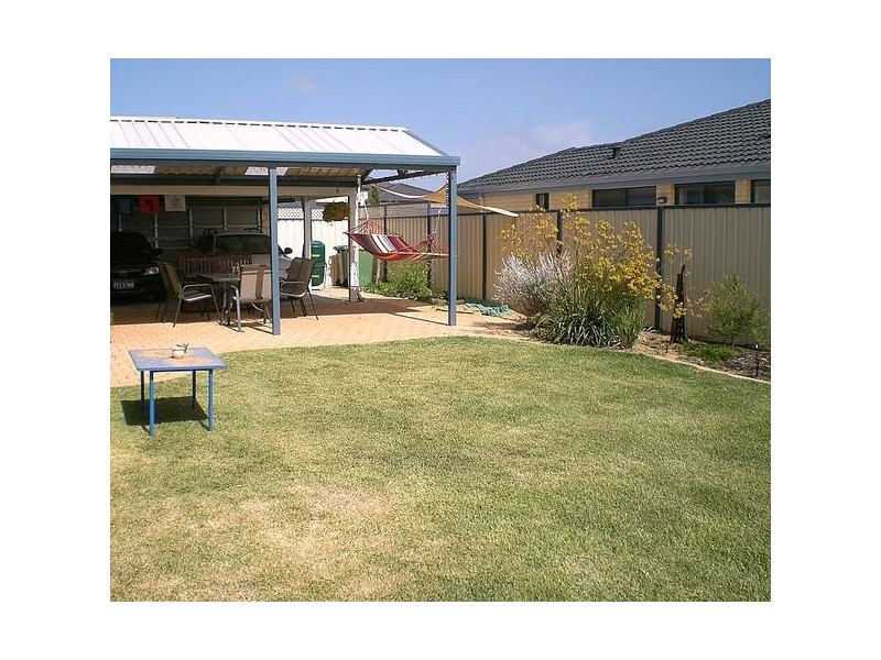 35 Wimbledon Street, Bertram WA 6167