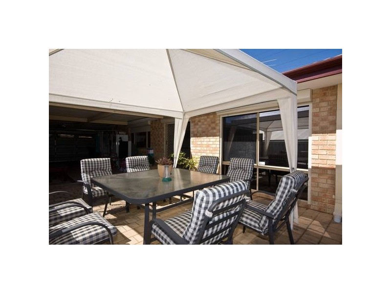 24 Seabrook Place, Success WA 6164