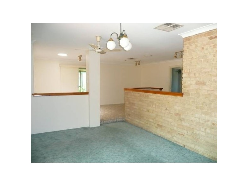 133 Elderberry Drive, South Lake WA 6164