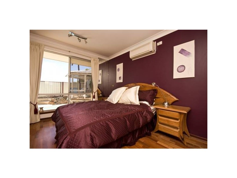 25 Angorra Road, Mount Nasura WA 6112