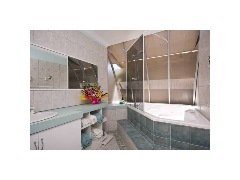 25 Angorra Road, Mount Nasura WA 6112