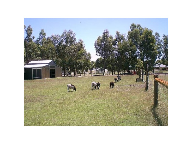 27 Kowin Court, Cardup WA 6122