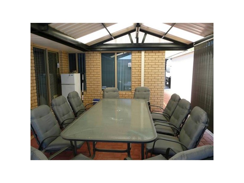4 Beech Court, South Lake WA 6164