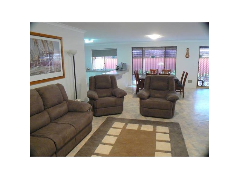 16 Yangebup Road, Yangebup WA 6164