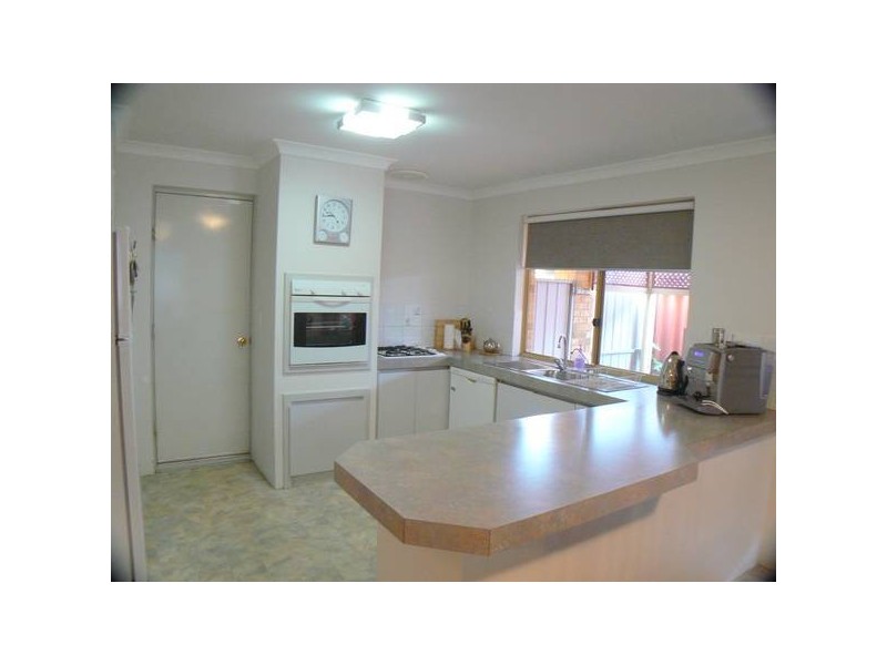 16 Yangebup Road, Yangebup WA 6164