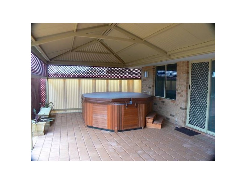 16 Yangebup Road, Yangebup WA 6164