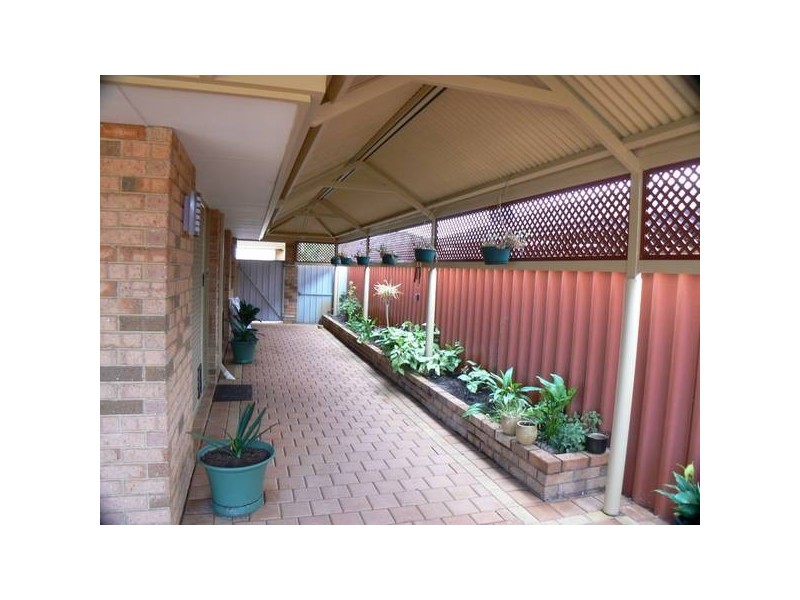 16 Yangebup Road, Yangebup WA 6164